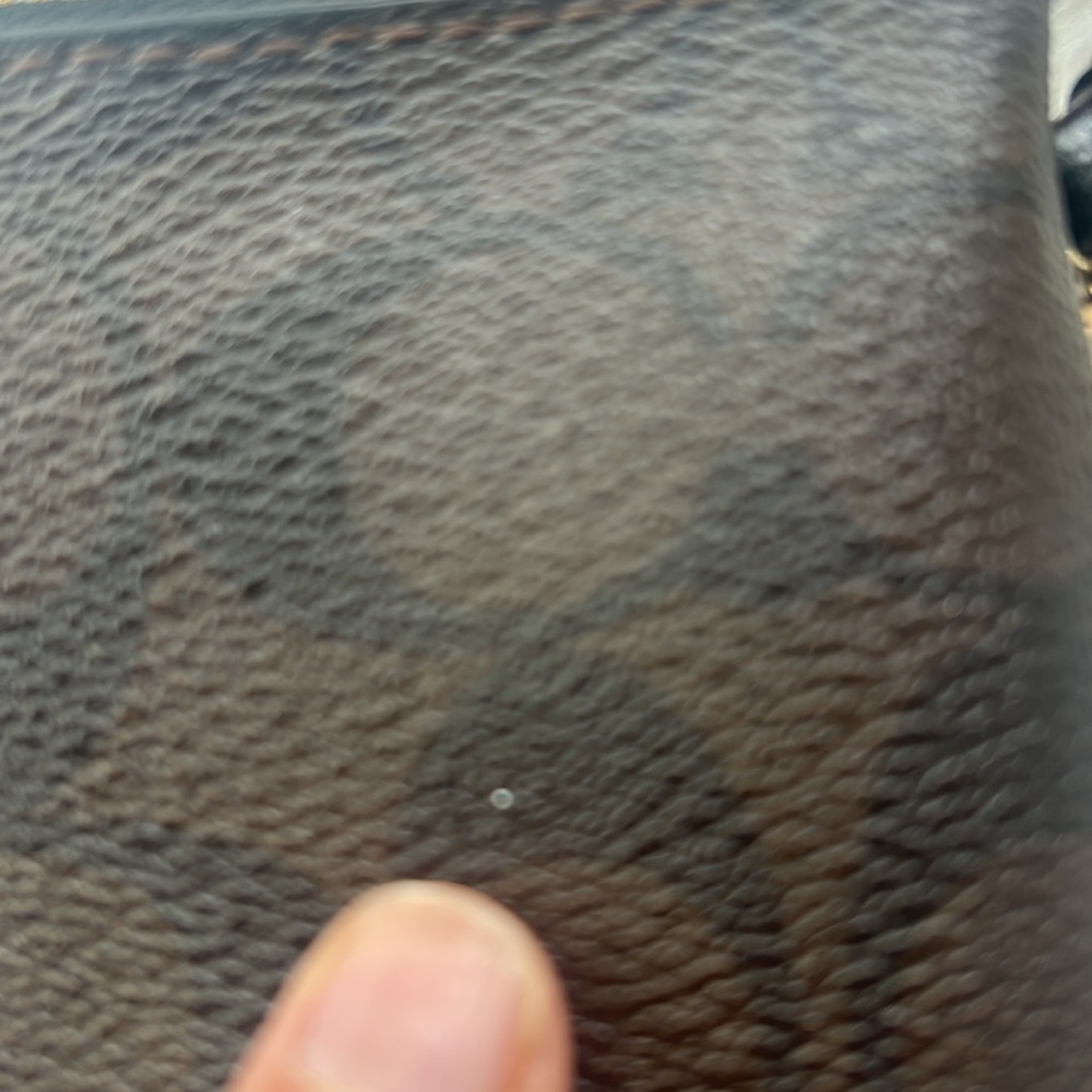 Coach two tone leather double zip wristlet wallet ivory and signature brown EUC - Picture 11 of 11